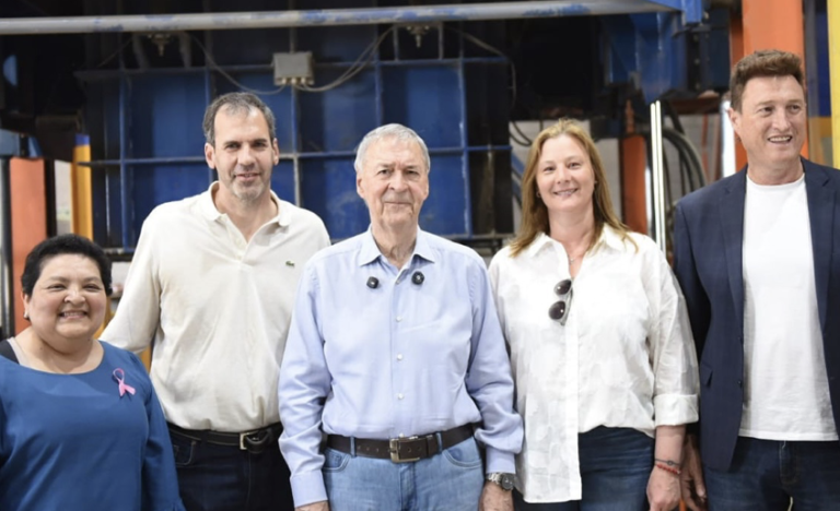 Schiaretti visitó la empresa RAFUL en Río Primero